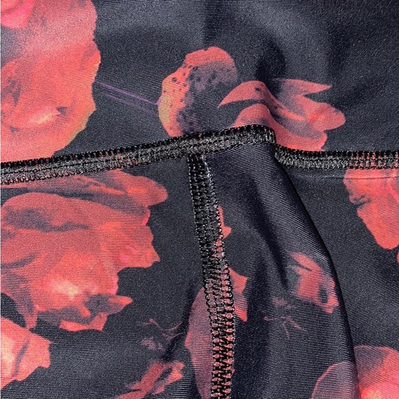 Victoria secret leggings - Picture 2 of 2